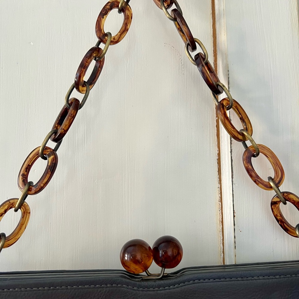 Hobo International Tortoise Chain Kiss Lock Shoulder Bag— Vintage Leather! - Picture 3 of 8